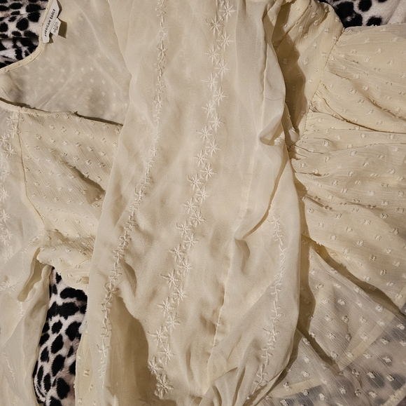 Top - Picture 2 of 5